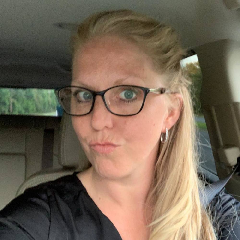 Meet your Posher, Sara